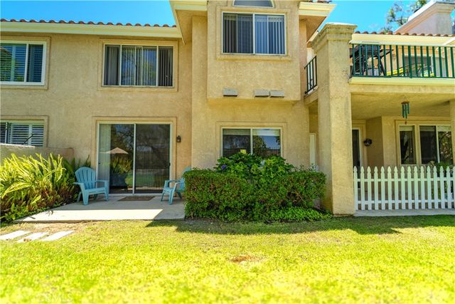 405 Huyler Lane D, Simi Valley, CA 93065