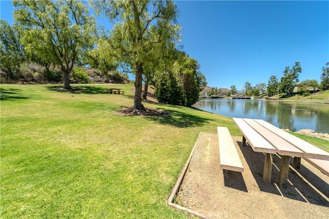 405 Huyler Lane D, Simi Valley, CA 93065