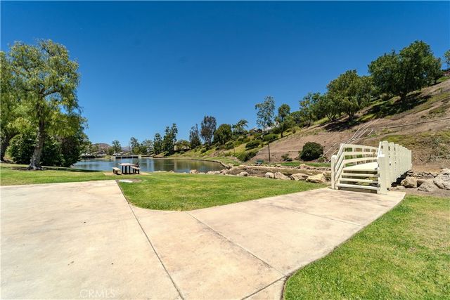 405 Huyler Lane D, Simi Valley, CA 93065