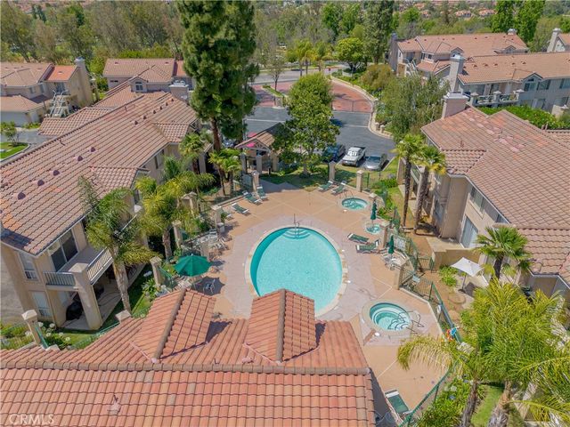 405 Huyler Lane D, Simi Valley, CA 93065
