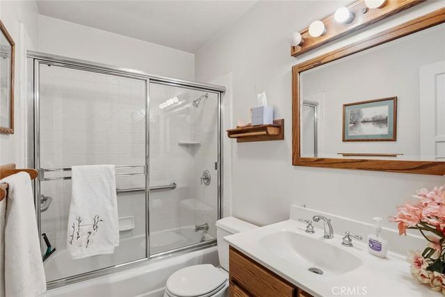 4425 Stern, Sherman Oaks, CA 91423