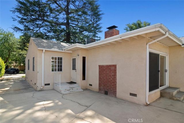 4425 Stern, Sherman Oaks, CA 91423