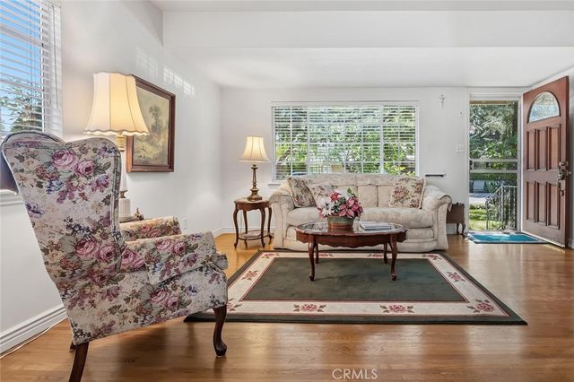 4425 Stern, Sherman Oaks, CA 91423