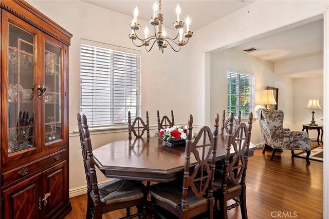 4425 Stern, Sherman Oaks, CA 91423