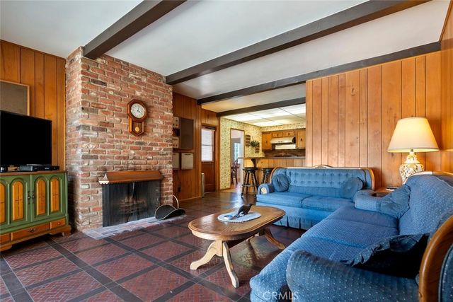 4425 Stern, Sherman Oaks, CA 91423