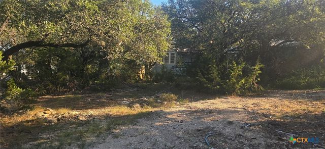1327 Hedgestone, Canyon Lake, TX 78133