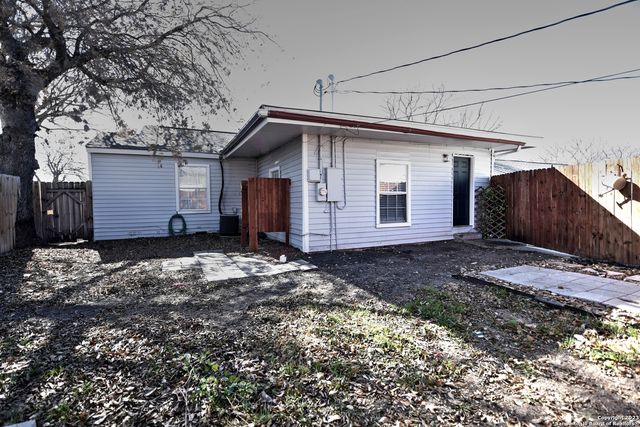 623 CLOWER, San Antonio, TX 78212