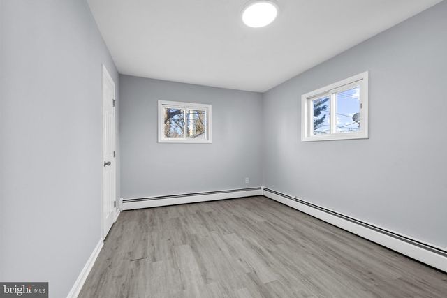 18 ARMOR CT, Middle River, MD 21220