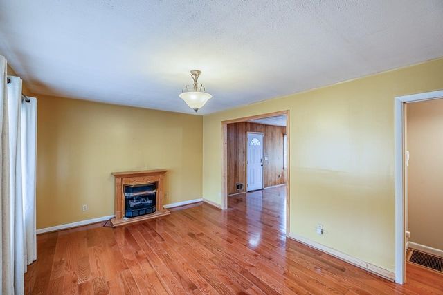 207 Maid Marion Drive, Union, SC 29379