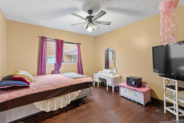 10522 horn, San Antonio, TX 78240