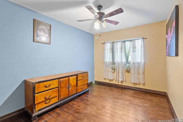 10522 horn, San Antonio, TX 78240