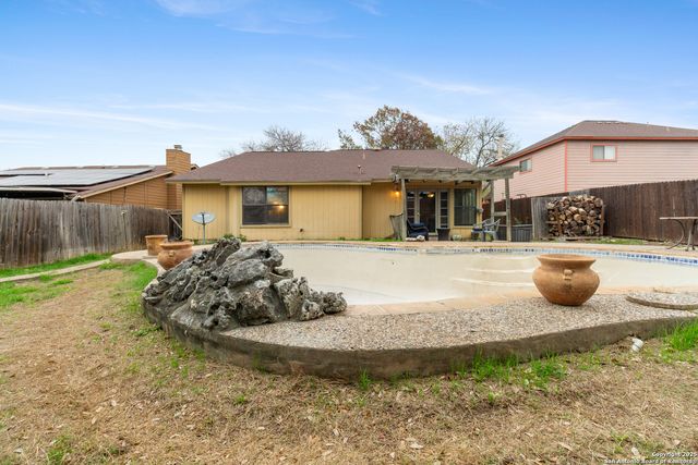 10522 horn, San Antonio, TX 78240