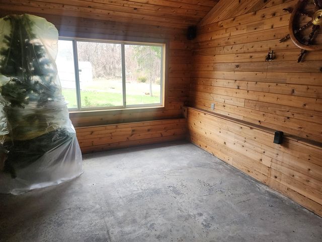 8778 E Gull Lake Drive, Augusta, MI 49012