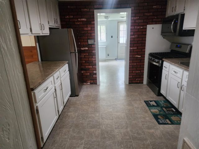 8778 E Gull Lake Drive, Augusta, MI 49012