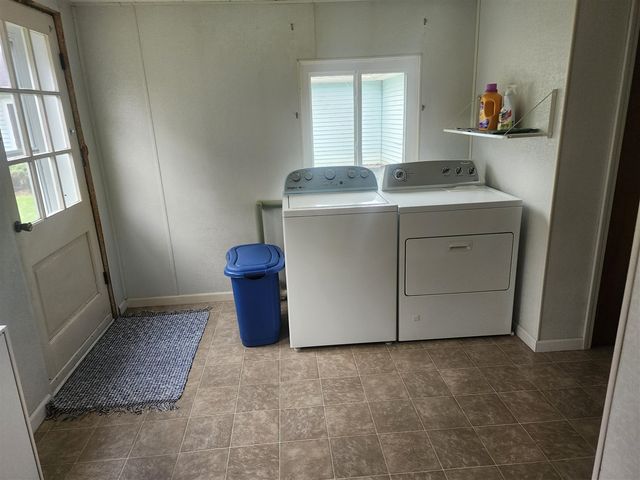 8778 E Gull Lake Drive, Augusta, MI 49012