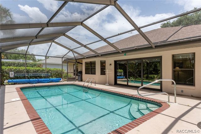 3116 N Stratham Point, Hernando, FL 34442