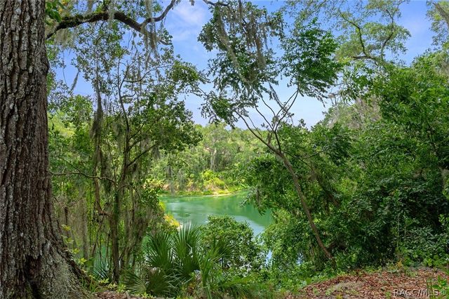 3116 N Stratham Point, Hernando, FL 34442