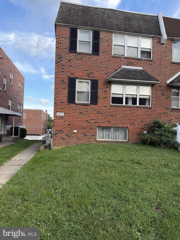 9777 HILSPACH ST, PHILADELPHIA, PA 19115 — photo 2
