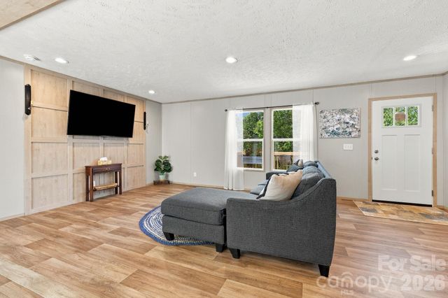 1001 Fisher Lane, Marshall, NC 28753