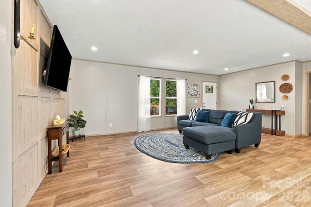 1001 Fisher Lane, Marshall, NC 28753