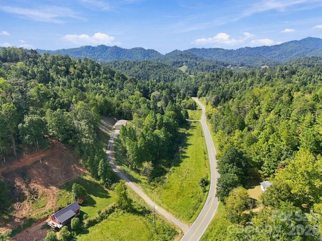 1001 Fisher Lane, Marshall, NC 28753