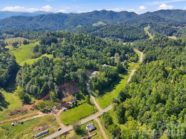 1001 Fisher Lane, Marshall, NC 28753