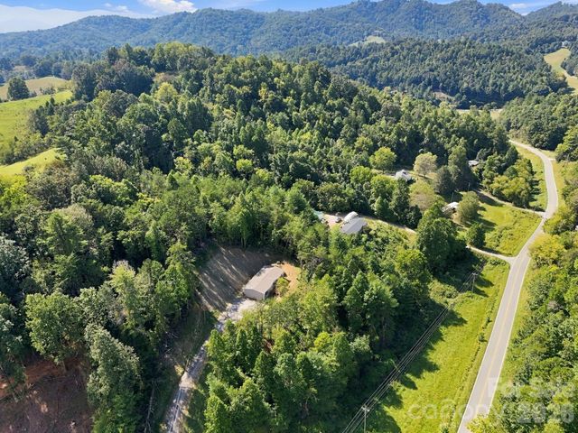 1001 Fisher Lane, Marshall, NC 28753