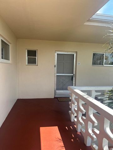 2812 S Garden Dr 304, Lake Worth, FL 33461