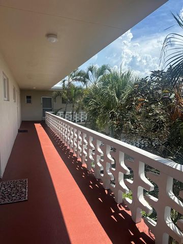 2812 S Garden Dr 304, Lake Worth, FL 33461