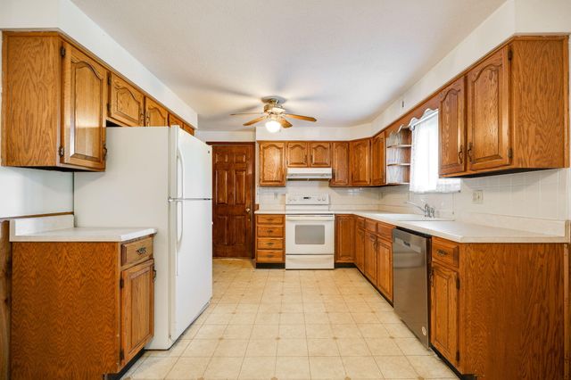 3930 Liebherr Drive 3930 Liebherr Drive, Beavercreek, OH 45430