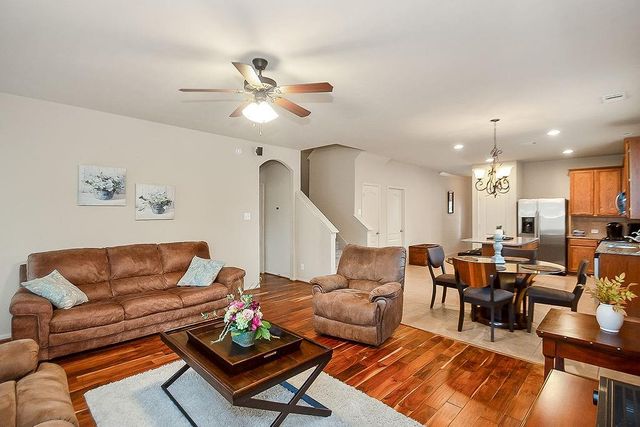 5201 Pale Sage Lane, Rosharon, TX 77583