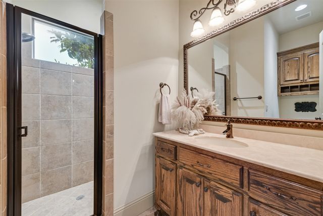 108 Berkshire Lane, Heath, TX 75032