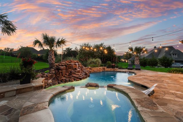 108 Berkshire Lane, Heath, TX 75032