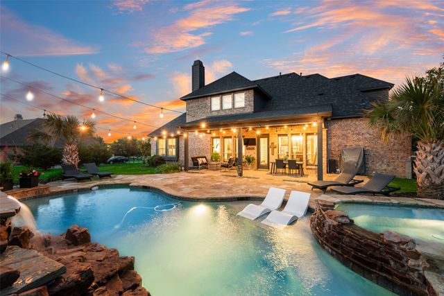 108 Berkshire Lane, Heath, TX 75032