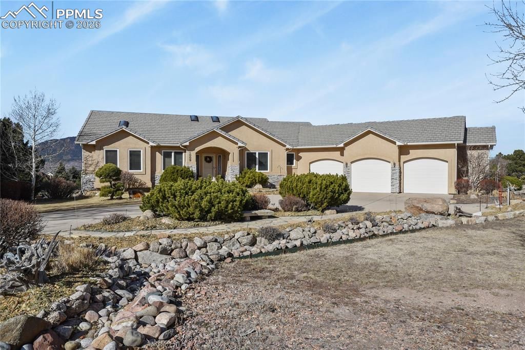 1009 Slate Way, Monument, CO 80132