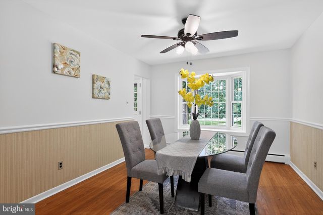 1043 CAROLYN DR, West Chester, PA 19382