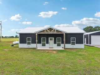 17784 S 210 Road, Okmulgee, OK 74447