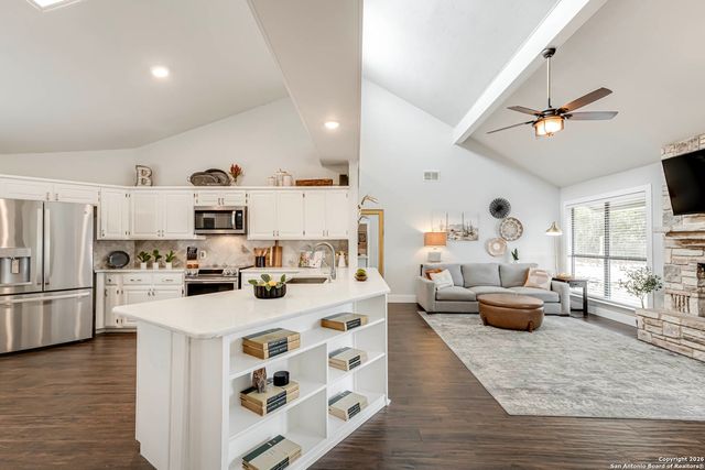 1555 Desert Gold, Boerne, TX 78006