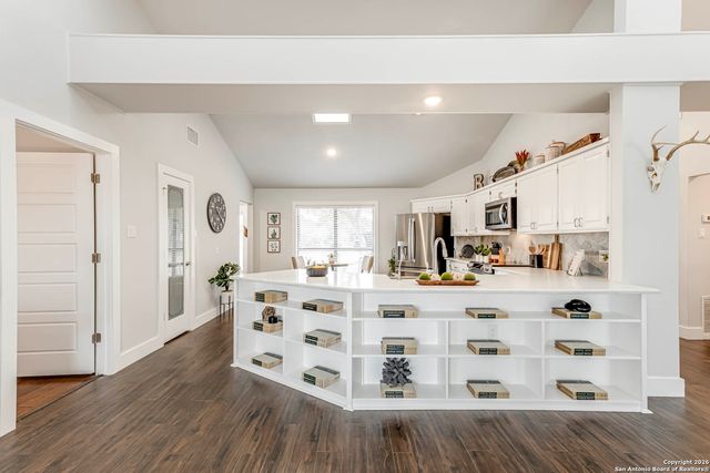 1555 Desert Gold, Boerne, TX 78006