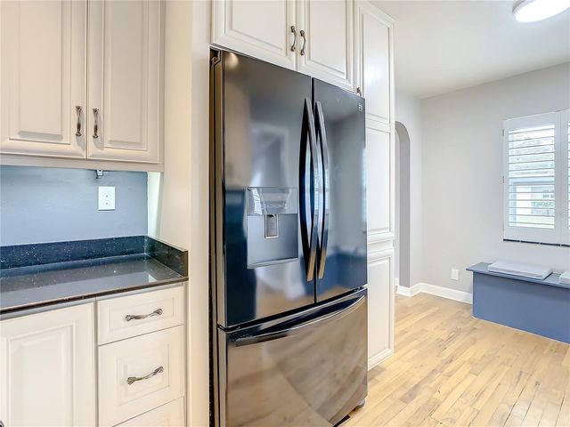 5400 3RD AVENUE N, St Petersburg, FL 33710