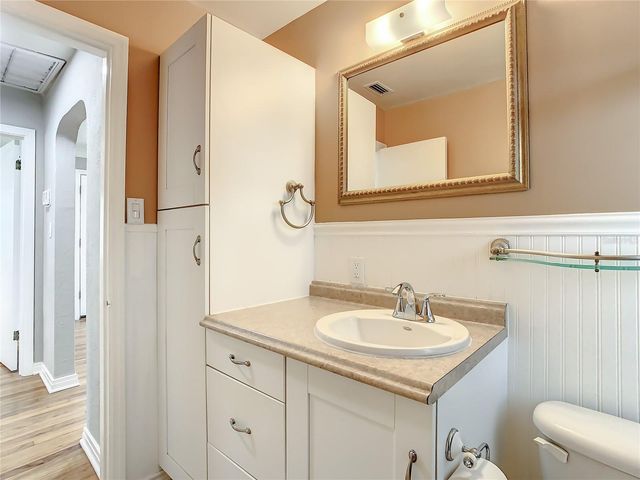 5400 3RD AVENUE N, St Petersburg, FL 33710