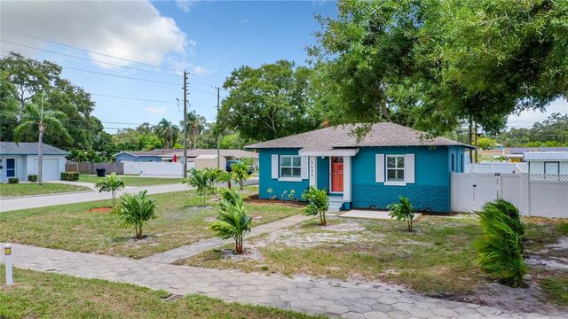 5400 3RD AVENUE N, St Petersburg, FL 33710