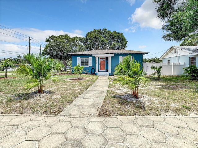 5400 3RD AVENUE N, St Petersburg, FL 33710
