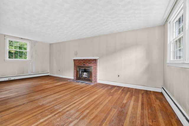 5 Robert Sproul Rd, Medfield, MA 02052
