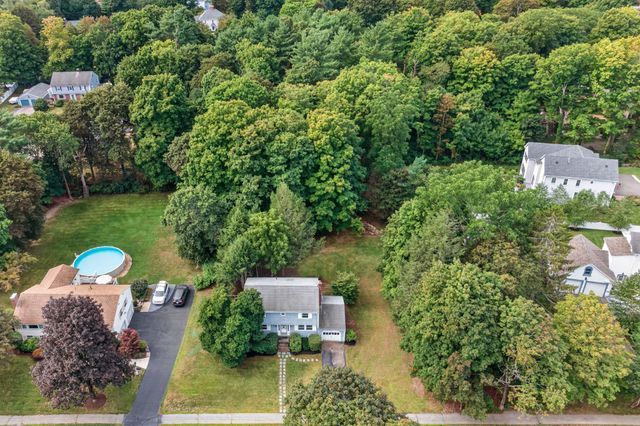 5 Robert Sproul Rd, Medfield, MA 02052