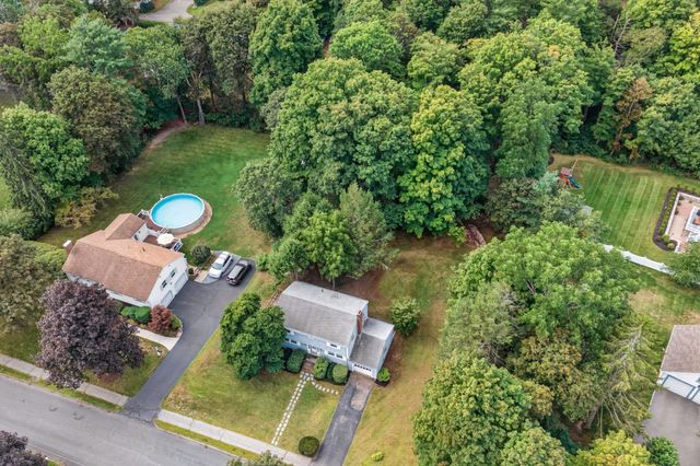 5 Robert Sproul Rd, Medfield, MA 02052