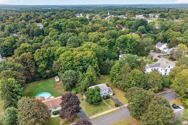 5 Robert Sproul Rd, Medfield, MA 02052