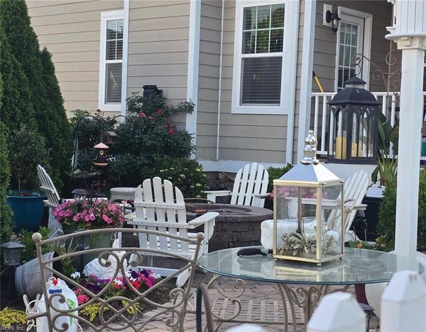 3212 Conservancy DR, Chesapeake, VA 23323