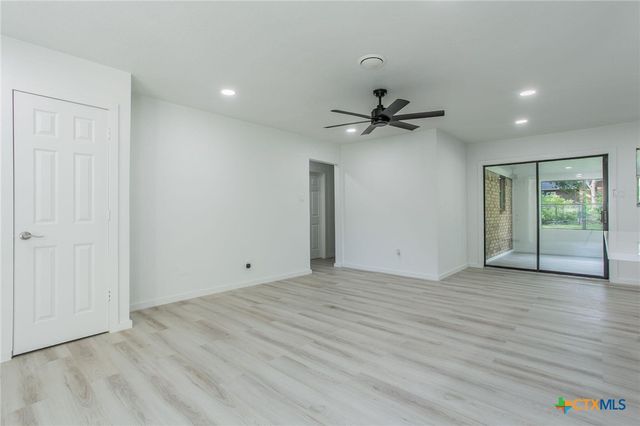 106 E Mark Road, Harker Heights, TX 76548