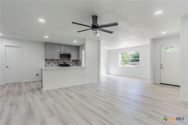 106 E Mark Road, Harker Heights, TX 76548
